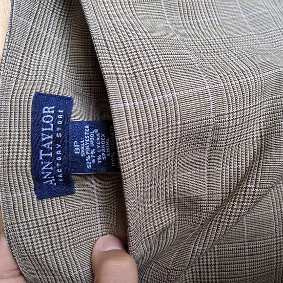 Ann Taylor pleated a-line skirt - Picture 4 of 4